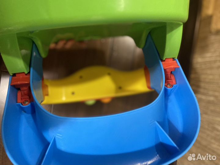 Стульчик для купания на присосках