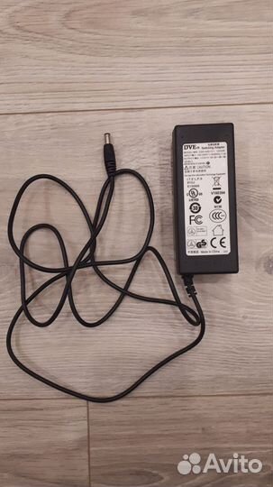 Блок питания DVE DSA-42D-12