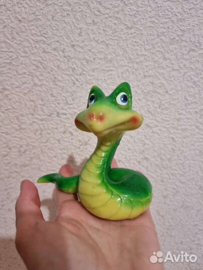 Змея керамическая статуэтка