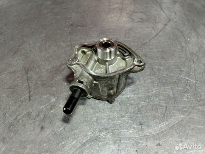 Насос вакуумный Mercedes C-Class W205 OM651 2.2