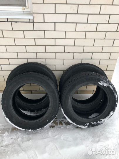 Kumho I'Zen KW31 225/60 R17