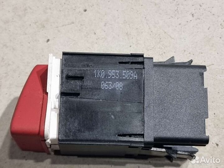 Кнопка аварийной сигнализации Октавия А-5