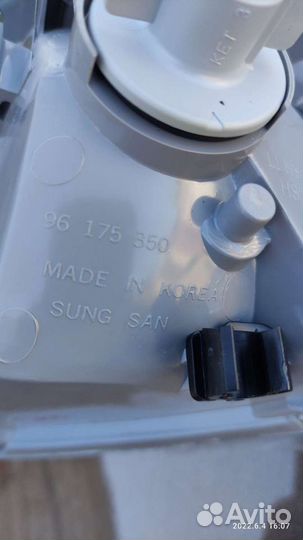 Фонарь поворотника на нексию правый