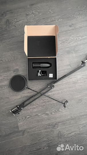 Конденсаторный микрофон akg P120