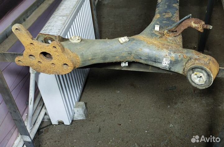 Балка задняя Skoda Fabia 5J