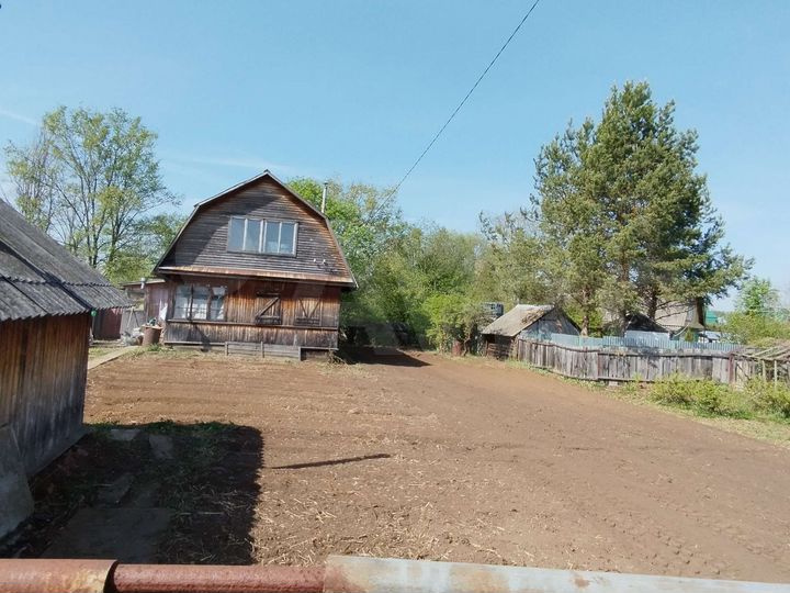 Дача 65 м² на участке 10 сот.