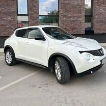 Nissan Juke 1.6 CVT, 2013, 210 000 км, с пробегом, цена 1 280 000 руб.