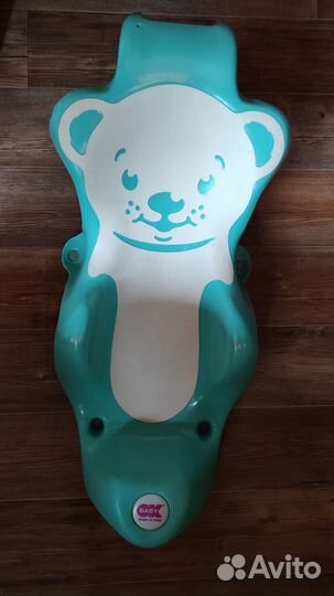 Детская ванночка для купания с горкой и сиденьем