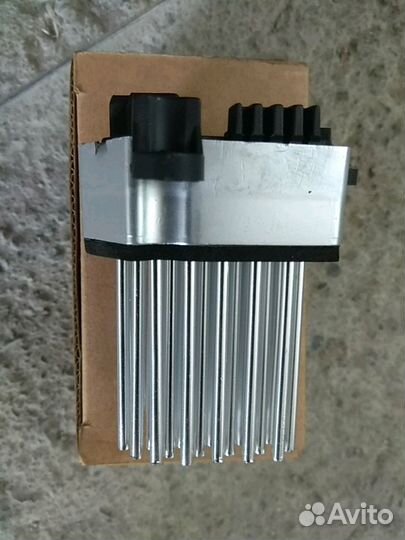 Регулятор оборотов вентилятора печки Е53, Е39, BMW