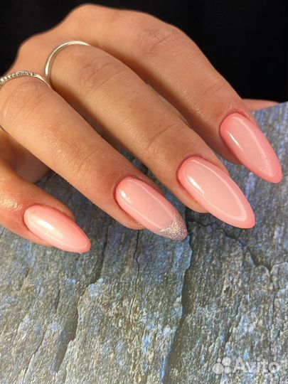 Маникюр, наращивание/ламинирование ресниц, брови