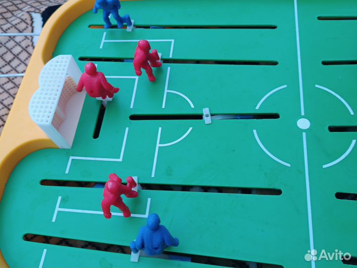 Настольный футбол
