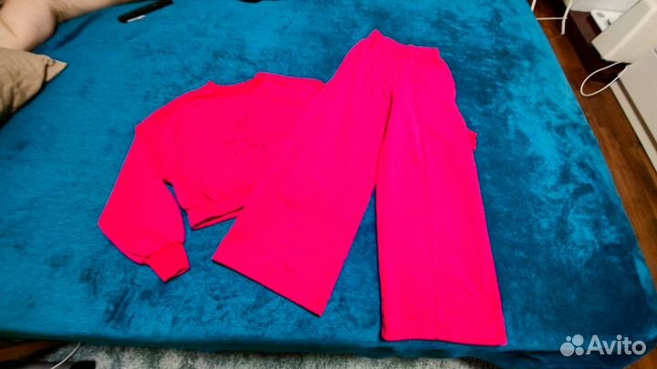 Спортивный костюм для девочки 140