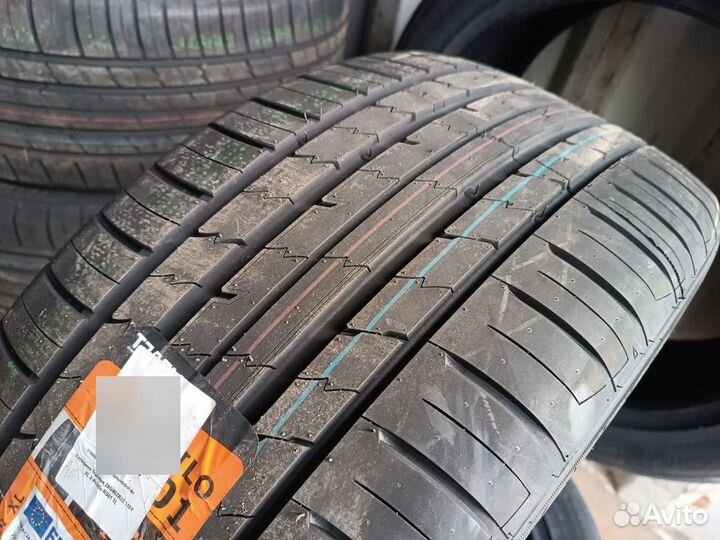 Tracmax X-Privilo RS01+ 285/40 R22