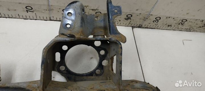 Рычаг подвески задний продольный правый