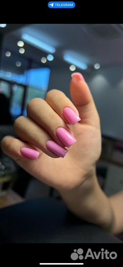 Маникюр с покрытием гель-лаком