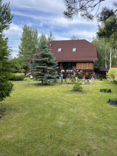 Коттедж 200 м² на участке 18 сот.