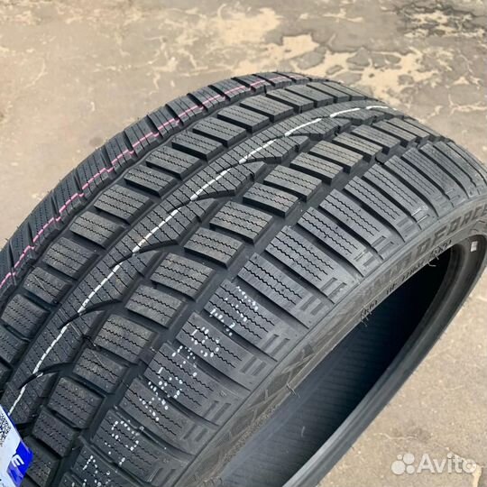 Windforce Snowblazer UHP 275/40 R20