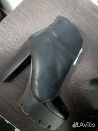 Ботинки женские зимние р37