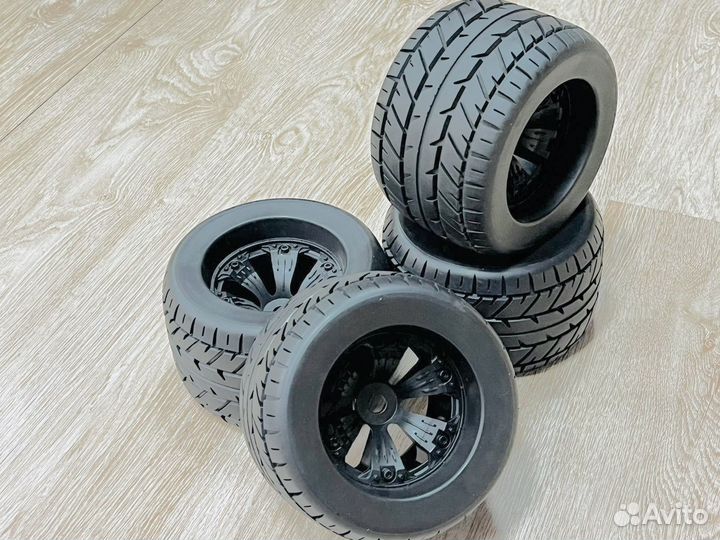 Колеса для монстр-трагги 1/8 170x100мм 17hex