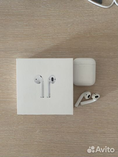Наушники airpods 2 (оригинальные)