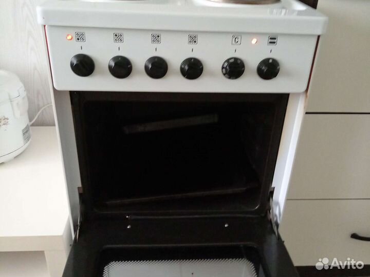 Электро плита с духовкой бу