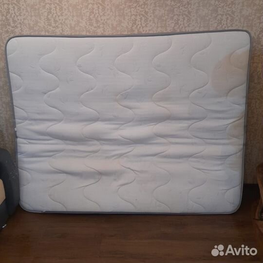 Матрас 160х200 бу