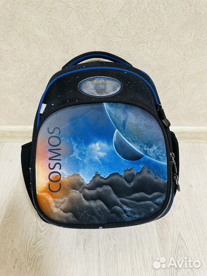 Школьный рюкзак