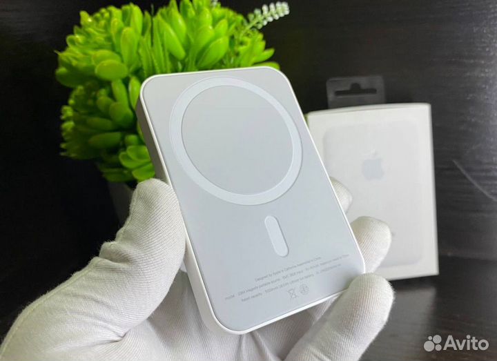 Повербанк для айфона MagSafe Battery Pack 5000mAh