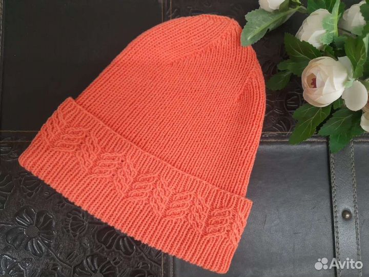 Шапка весенняя