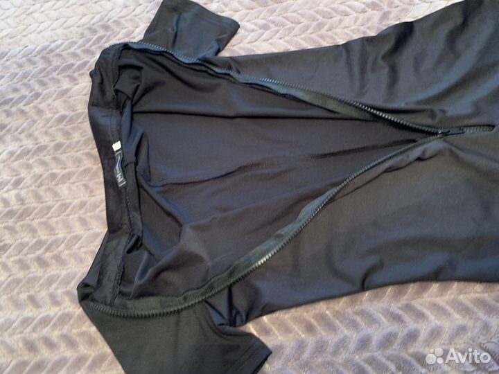 Комбинезон спортивный для фитнеса