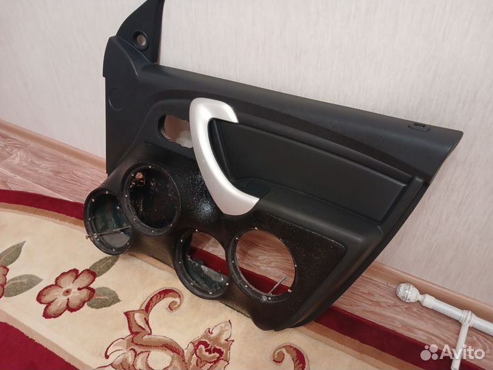 Дверные карты renault logan 1