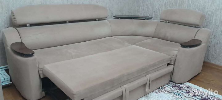 Угловой диван с креслом бу