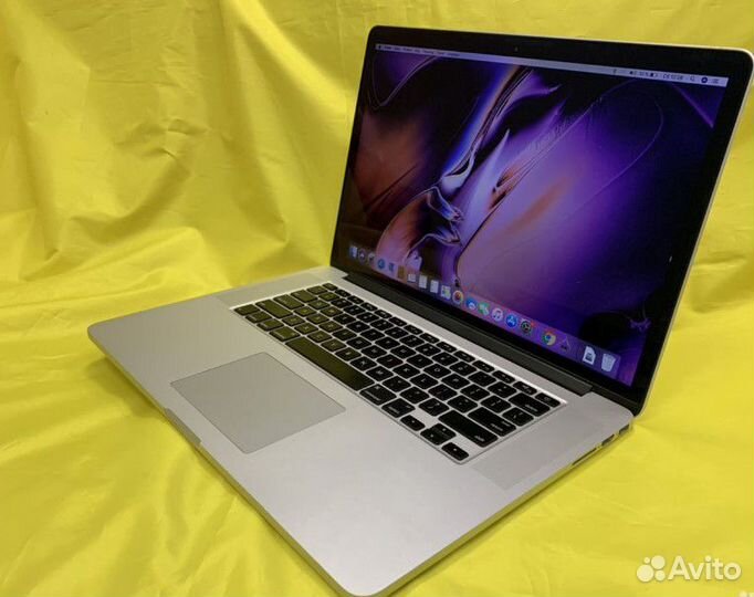 MacBook Pro 15 Retina i7/озу 8/SSD 256 + 2 видяхи