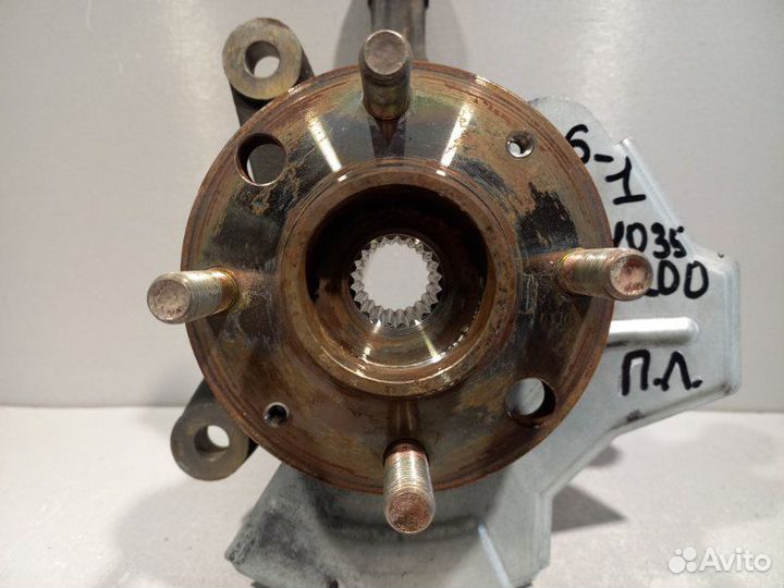 Кулак (цапфа) передний левый Chevrolet Aveo T200