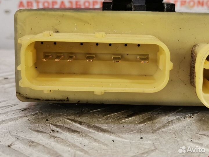 Реле накала свечей Peugeot 308 T7 2007 6500EJ