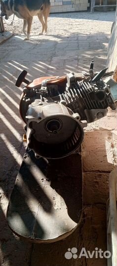 Двигатель бензиновый 4 х тактный