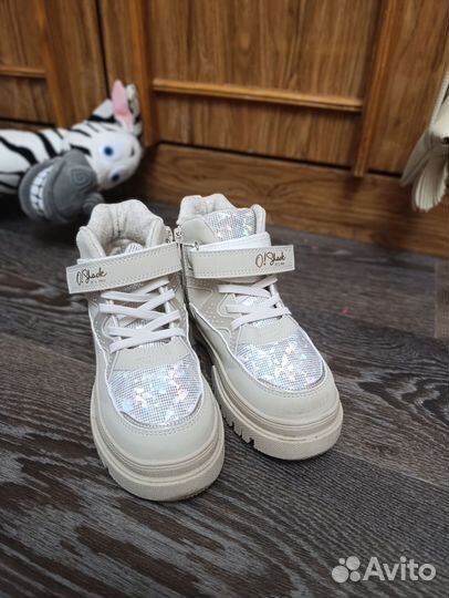 Ботинки для девочки