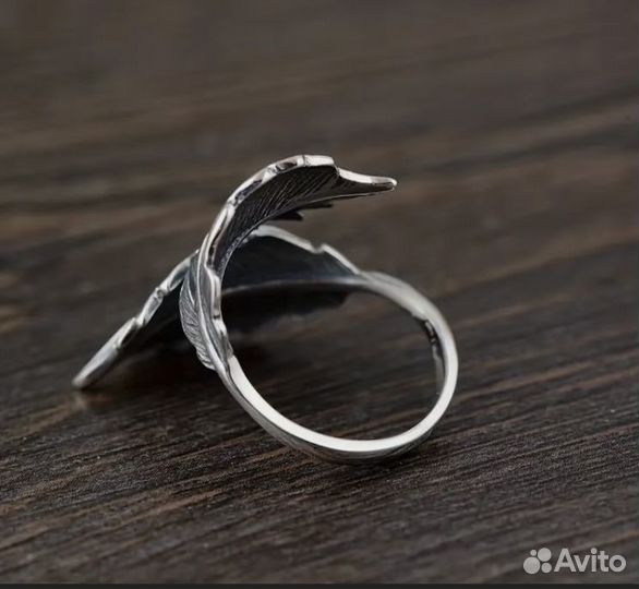 Дизайнерское кольцо листья
