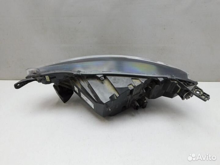 Фара правая Renault Arkana