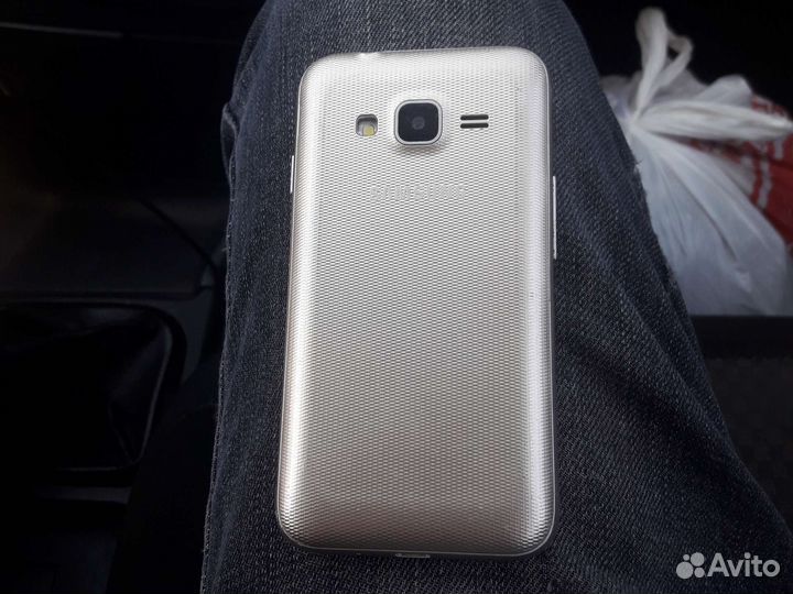 Телефон Samsung j1 mini