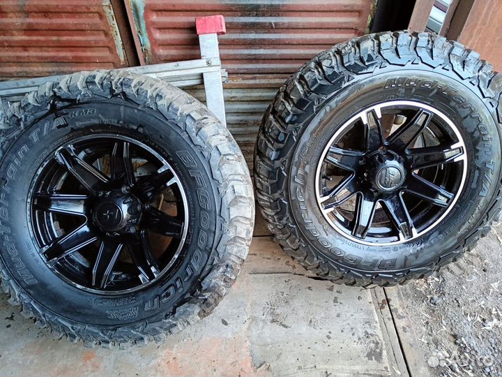 Bfgoodrich Mud-Terrain T/A KM3 265/75 R16