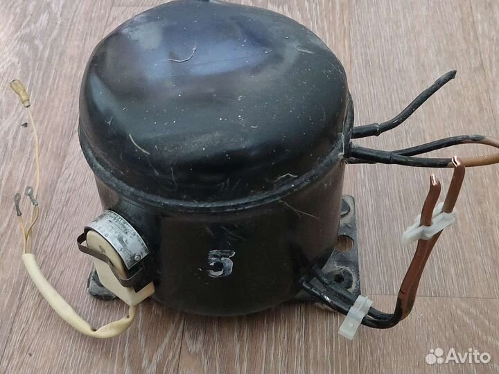 Мотор, запчасти Холодильника