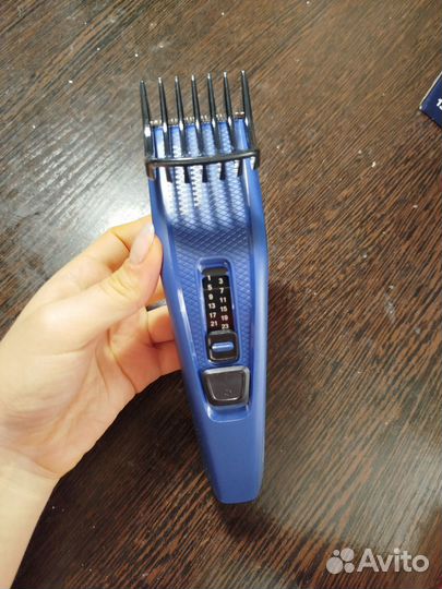 Машинка для стрижки волос philips новая