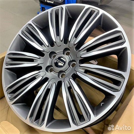 Диски на Range Rover Velar Рендж Ровер Велар R22