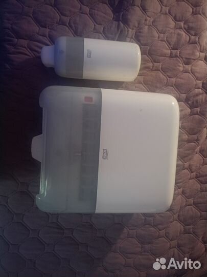 Диспенсер для бумажных полотенец tork