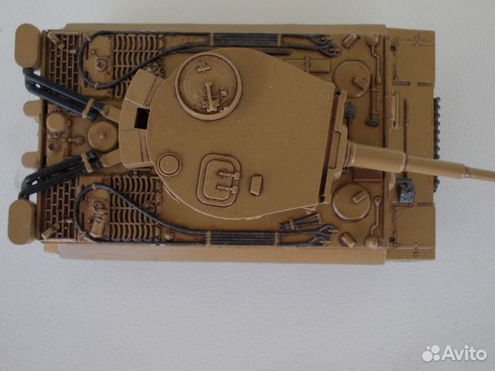 Сборная модель танка т6 в масштабе 1/100