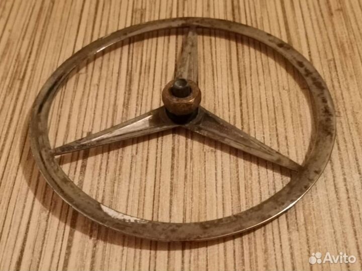 Эмблемы. Знаки. Накладки на автомобиль. Mercedes