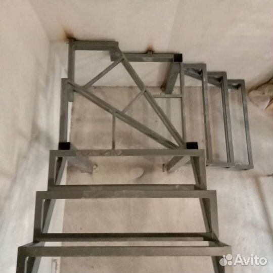 Лестница металлическая