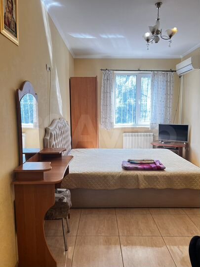 2-к. квартира, 60 м², 2/2 эт.