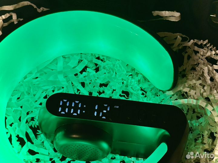 Блютуз колонка часы с зарядкой